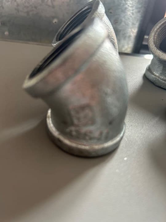 Codo Galvanizado 45° 1” 47541