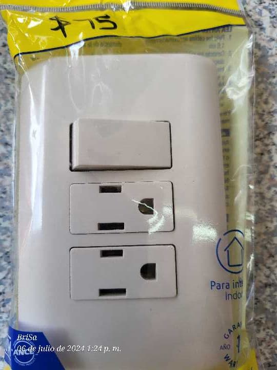Placa con Interruptor y 2 Contactos 26633