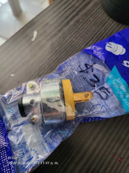 Clavija Blindada 46200