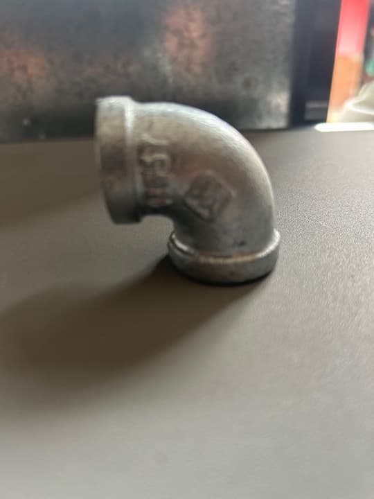 Codo Galvanizado 90° 1/2” 47557
